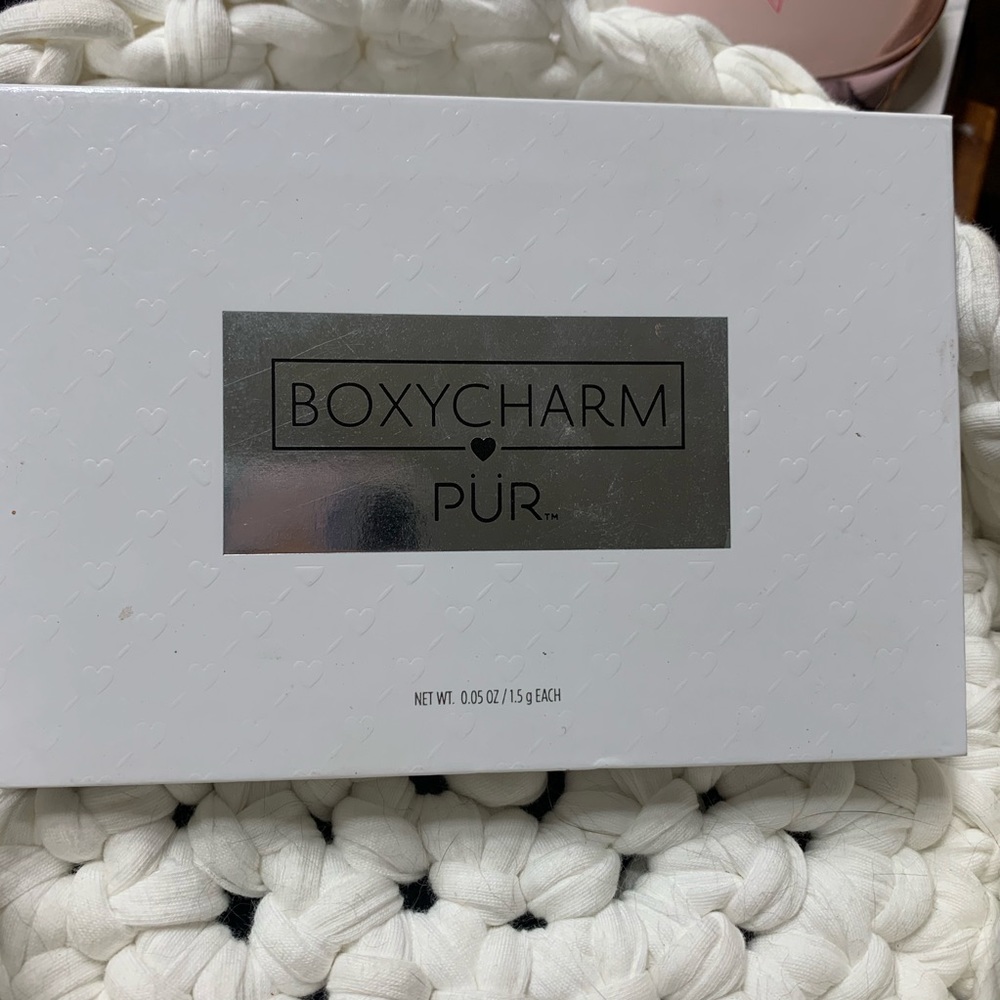 3/$20 Pür Cosmetics x Boxy Charm Palette